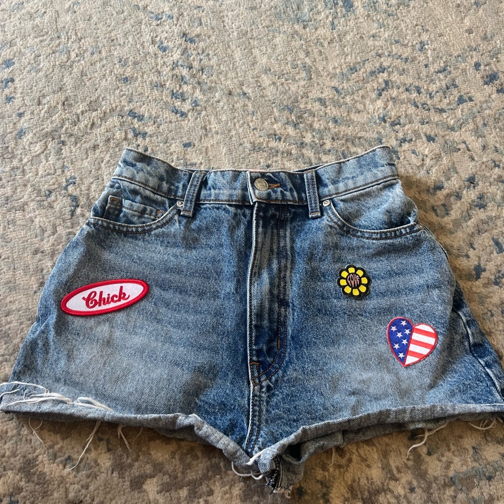 REVICE flower child patchwork shorts size 25 - Picture 4 of 6